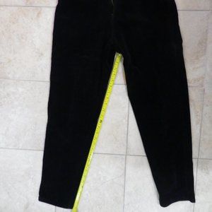 VANHEUSEN BLACK CORDUROY JEANS